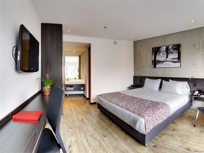 Hotel B3 Virrey Bogotá 4*,